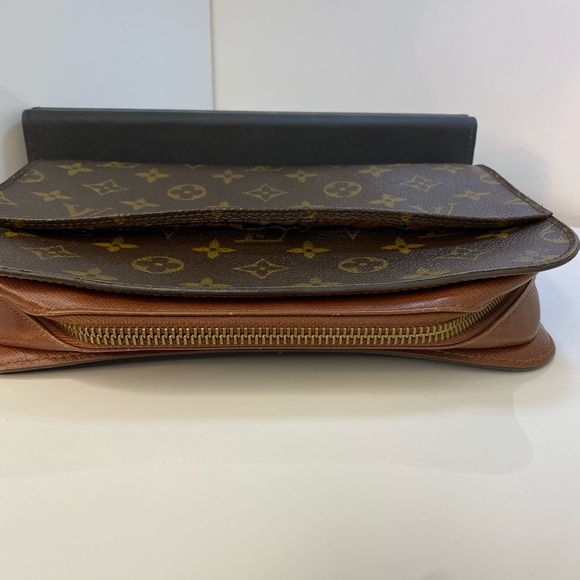 LOUIS VUITTON MONOGRAM ORSAY POCHETTE/CLUTCH - Picture 3 of 8